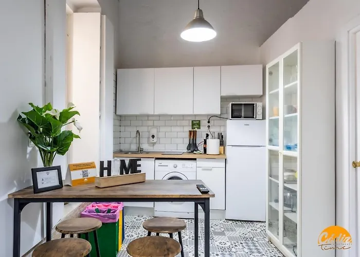 Adolfo De Castro By Time Apartment *