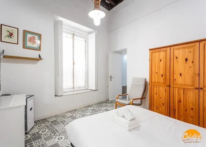 Adolfo De Castro By Time Apartment *